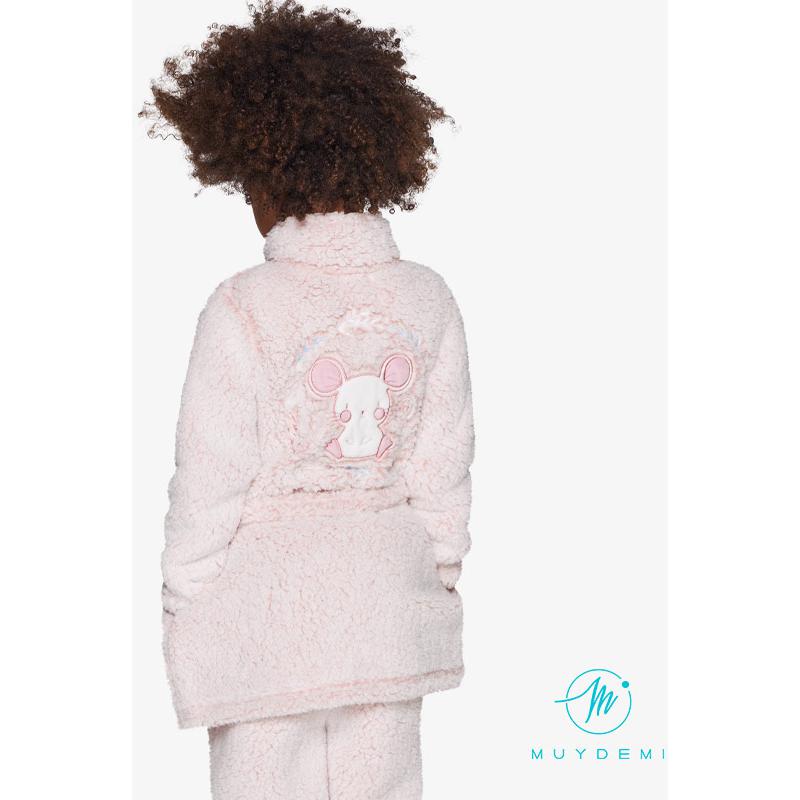 BATA PARA NIÑA EN ROSA